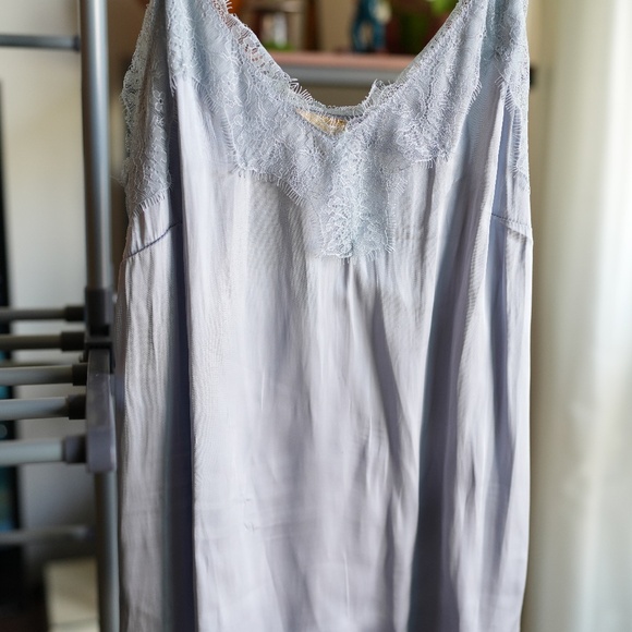 Lace top - Picture 1 of 2